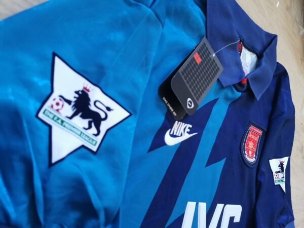 Arsenal jersey 1995/96 #10 BERGKAMP Premier League