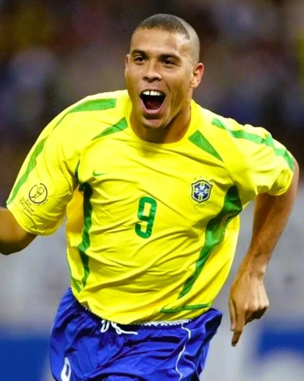 Brazil jersey 2002 #9 RONALDO World Cup