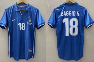 Italy jersey 1998 #10 BAGGIO R. World Cup