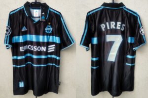 Olympique Marseille jersey 1999/00 #7 PIRES Champions League